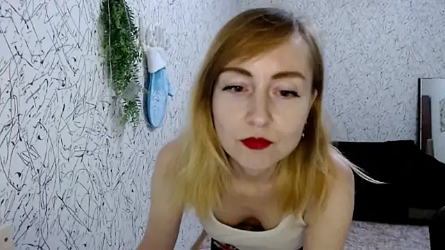 Athena Richards online show from 11-28-25, 04:53