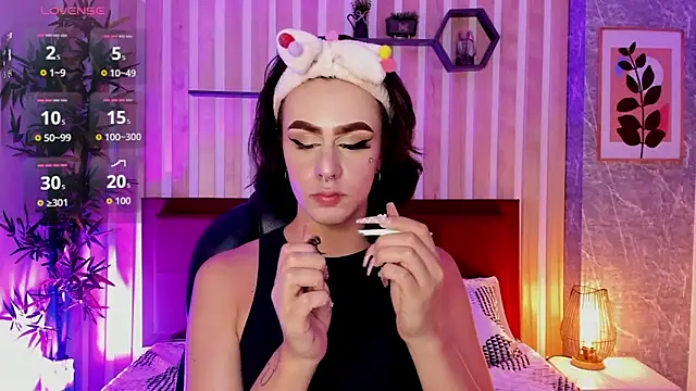 miah connor online show from 11-05-25, 07:36