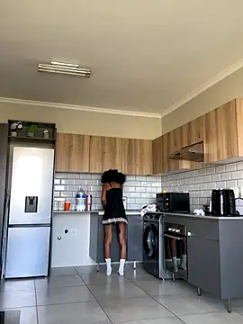 Snapshot of Dime-__ chatting on 10-15-25, 09:31 Dime- online show from 10-15-25, 09:31