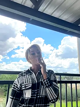 Snapshot of Dime-__ chatting on 11-19-25, 11:43 Dime- online show from 11-19-25, 11:43