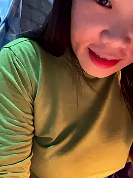 Laura8910 online show from 12-02-24, 06:20