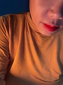 Laura8910 online show from 12-12-24, 12:01