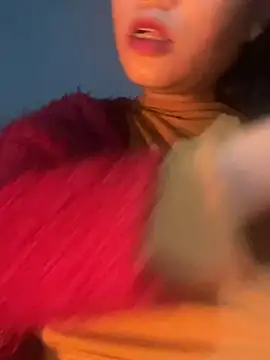 Laura8910 online show from 12-13-24, 09:57