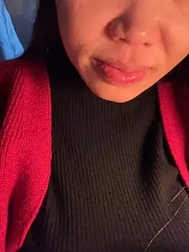 Laura8910 online show from 01-19-25, 11:56