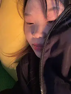 Laura8910 online show from 01-22-25, 09:02