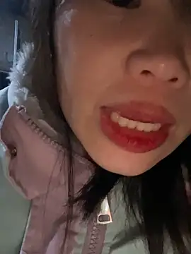 Laura8910 online show from 02-26-25, 12:14