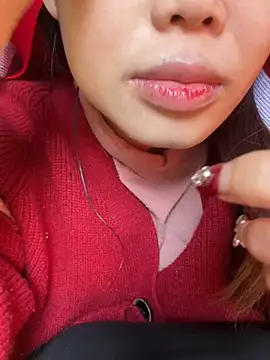 Laura8910 online show from 02-27-25, 01:16