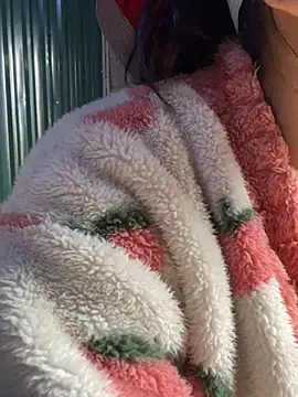 Laura8910 online show from 03-19-25, 05:08