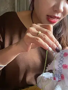 Laura8910 online show from 03-21-25, 05:21