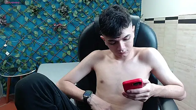 Waturox online show from 10-20-25, 07:25