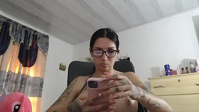 sweet cutetras22 online show from 01-04-25, 03:07