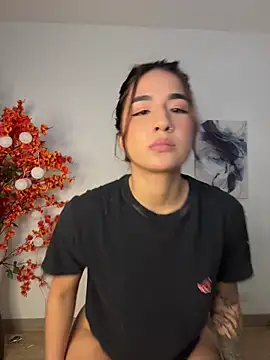 VictoriaHiill online show from 02-02-26, 05:22