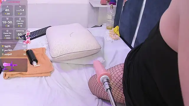 VeronicaRyan online show from 01-17-25, 06:12