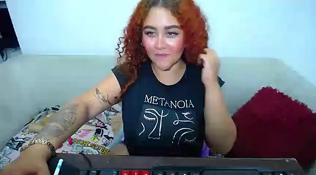 Snapshot of loly_bigbooty4u chatting on 01-25-25, 03:30 loly bigbooty4u online show from 01-25-25, 03:30