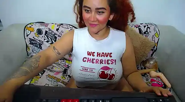 Snapshot of loly_bigbooty4u chatting on 02-02-25, 03:54 loly bigbooty4u online show from 02-02-25, 03:54