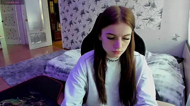 Snapshot of Stacey_Brown chatting on 12-25-24, 11:10 Stacey Brown online show from 12-25-24, 11:10