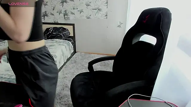 Snapshot of Stacey_Brown chatting on 01-16-25, 03:56 Stacey Brown online show from 01-16-25, 03:56