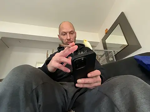 Snapshot of Germankink chatting on 01-27-25, 10:49 Germankink online show from 01-27-25, 10:49