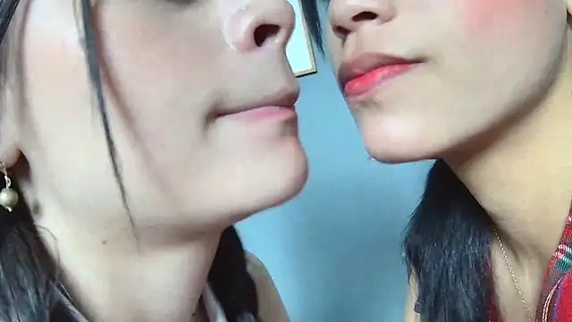 strawberrymia68 online show from 01-25-25, 01:08