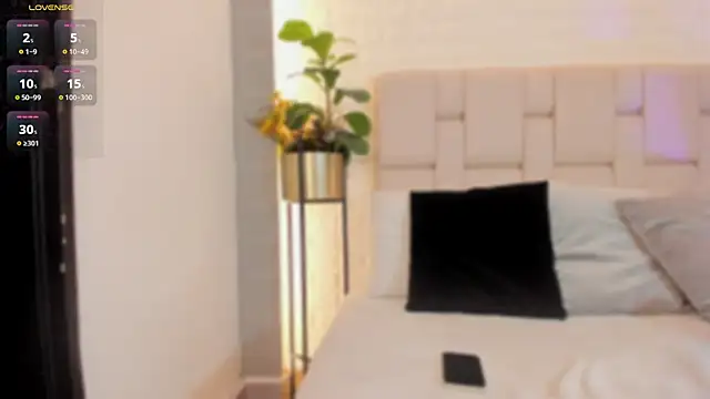 Natasha Smith09 online show from 02-28-25, 03:15