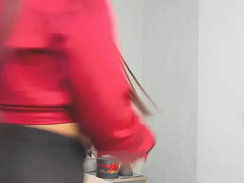 Snapshot of Victoriabecker chatting on 11-20-25, 09:47 Victoriabecker online show from 11-20-25, 09:47