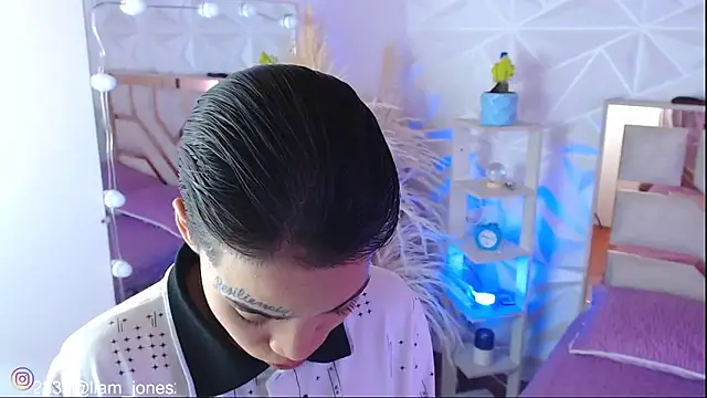 Jonesliam23 online show from 09-21-25, 07:15