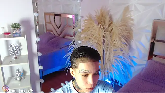 Jonesliam23 online show from 02-02-26, 07:12