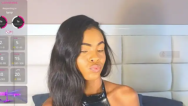 Snapshot of adaraSmiith chatting on 03-05-26, 12:12 adaraSmiith online show from 03-05-26, 12:12