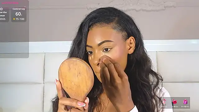 Snapshot of adaraSmiith chatting on 03-07-26, 12:02 adaraSmiith online show from 03-07-26, 12:02