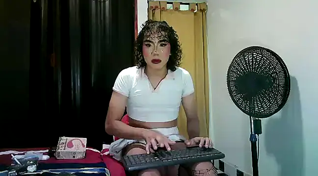 kimmiemm online show from 01-08-25, 01:00