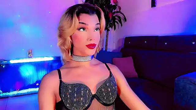 the-horus-girl online show from 10-10-25, 01:59