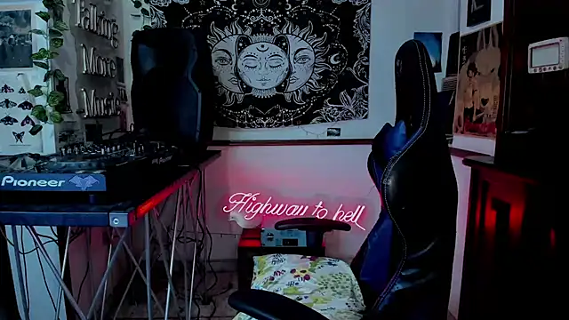 Demongirl6666 online show from 01-08-25, 05:05