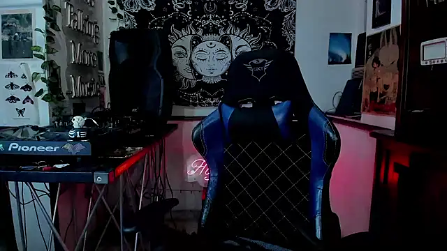 Demongirl6666 online show from 01-11-25, 03:23