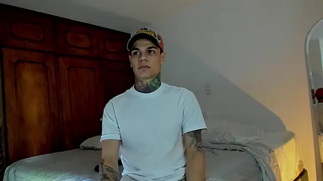 Jordyrodriiguez online show from 12-23-24, 03:18