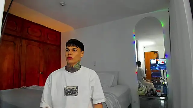 Jordyrodriiguez online show from 02-16-25, 01:58