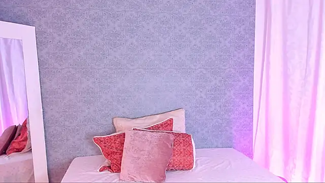 Snapshot of CatrinaRossi chatting on 01-24-25, 08:22 CatrinaRossi online show from 01-24-25, 08:22