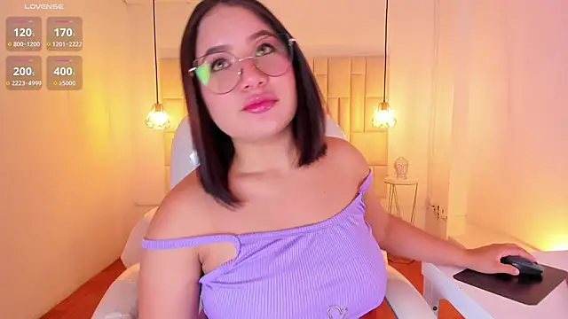 HannaKarson online show from 01-08-25, 11:32