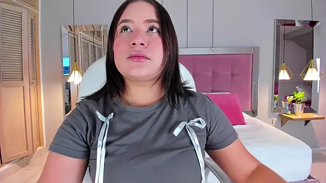 HannaKarson online show from 09-27-25, 11:37