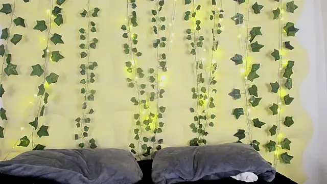 Snapshot of Natasha_Nasty2 chatting on 02-25-25, 03:52 Natasha Nasty2 online show from 02-25-25, 03:52