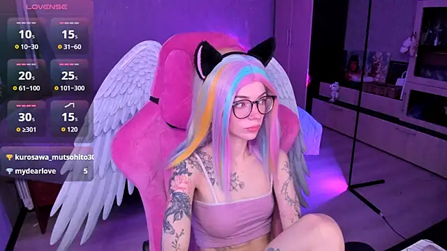 Snapshot of The_love_project chatting on 11-05-25, 10:43 The love project online show from 11-05-25, 10:43