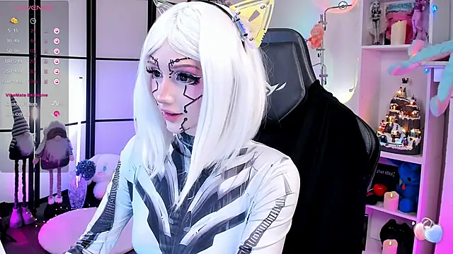 LilithLin online show from 01-08-26, 12:02