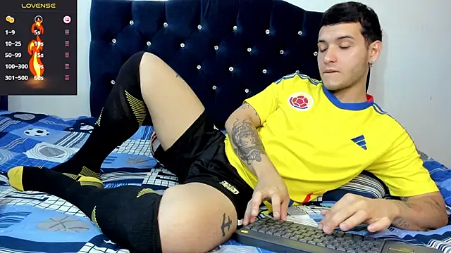 Noha white online show from 03-05-25, 06:12