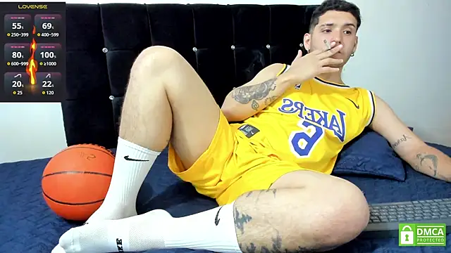 Noha white online show from 09-25-25, 06:44