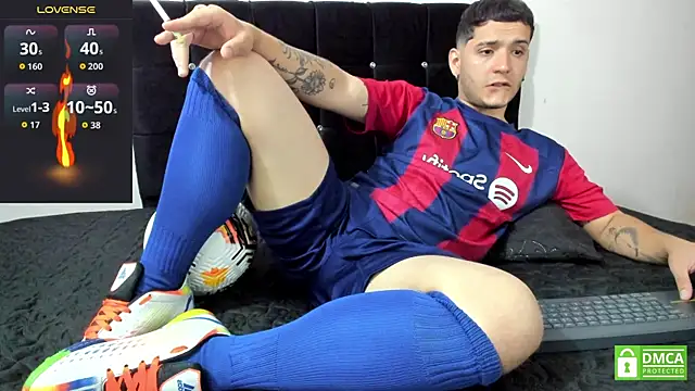 Noha white online show from 10-13-25, 07:14