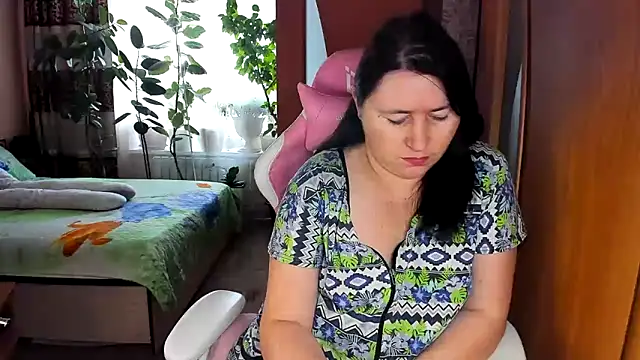 Snapshot of Tatyana51 chatting on 02-18-26, 06:20 Tatyana51 online show from 02-18-26, 06:20