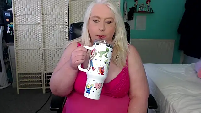 MatureVixen online show from 03-09-25, 12:09