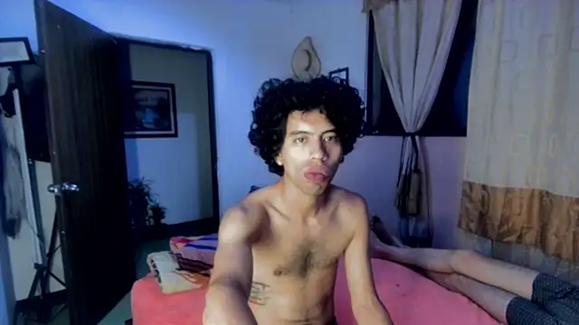 Snapshot of sweet_tippot chatting on 01-28-25, 03:15 sweet tippot online show from 01-28-25, 03:15