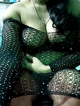 Snapshot of Savita_bhabhii chatting on 02-06-26, 10:51 Savita bhabhii online show from 02-06-26, 10:51