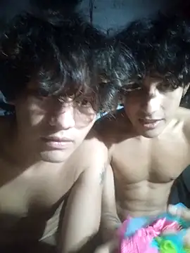 pedrodavid  online show from 12-05-25, 01:14