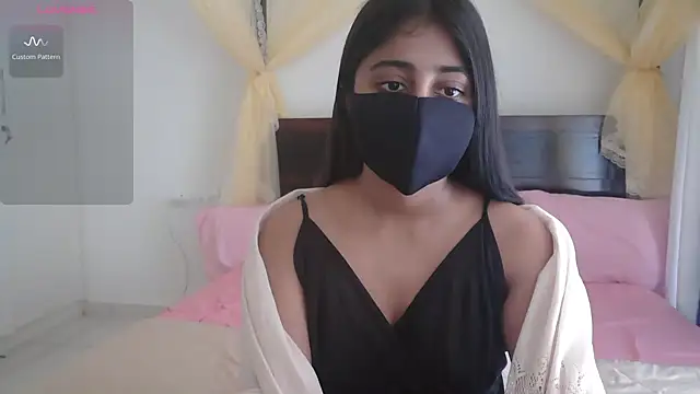 Snapshot of shimoona chatting on 09-10-25, 03:06 shimoona online show from 09-10-25, 03:06